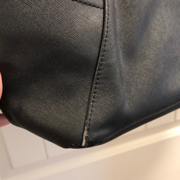 Lululemon “All Day” Tote - Picture 2 of 8